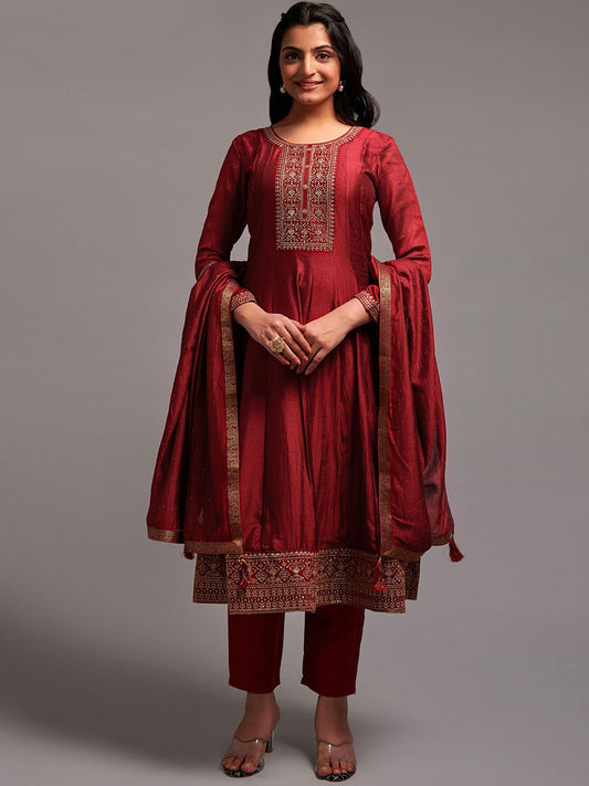 Ethnic Motifs Yoke Design Kurta With Trousers & With Dupatta