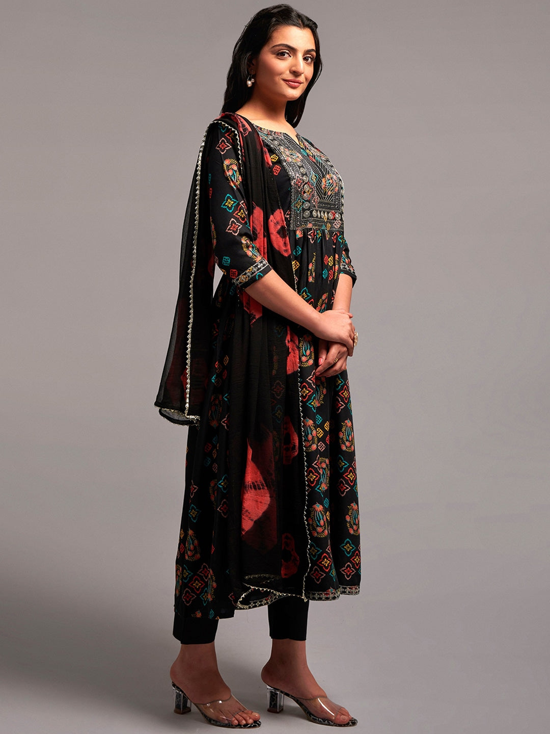 Ethnic Motifs Embroidered Regular Sequinned Kurta With Trousers & Dupatta