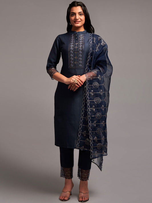 Floral Embroidered Regular Sequinned Kurta With Trousers & Dupatta